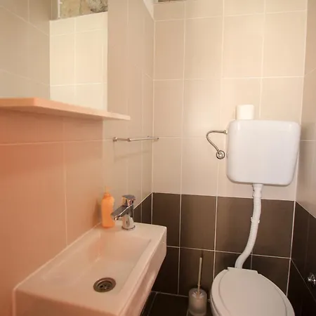 Robinson Lenka * Selca kod Bogomolja