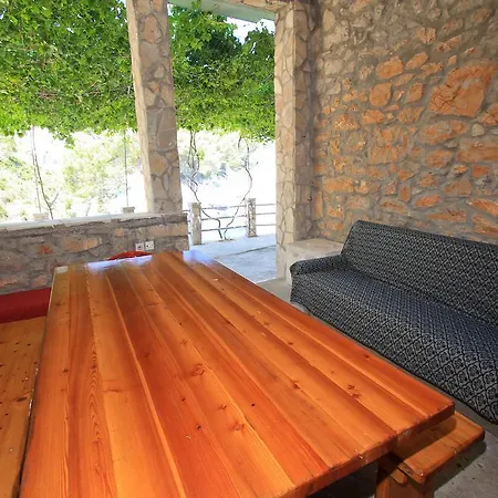 Robinson Lenka Appartement *